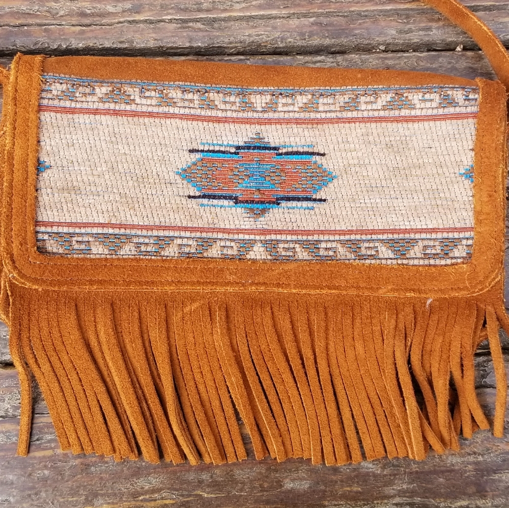 Minnetonka fringe purse